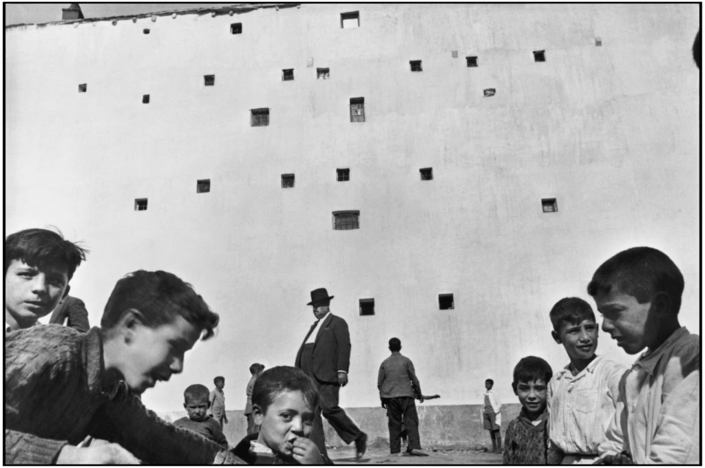 Madrid, Spain 1933 © Henri Cartier-Bresson / Magnum Photos - Courtesy Fondation Henri Cartier-Bresson, Paris